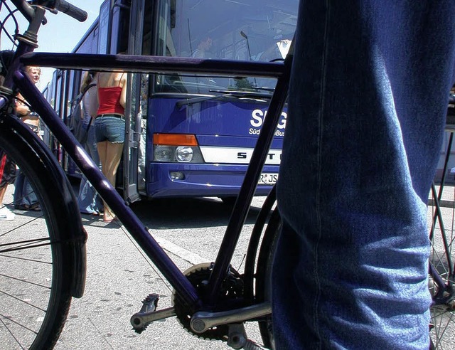 Das Rad darf jetzt mit &#8211; zumindest in manche Busse.    | Foto: staffen