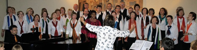 <Bildtext>Der Laetitia-Chor und seine ...rkonzert in der evangelischen Kirche.   | Foto: Marion Pfordt