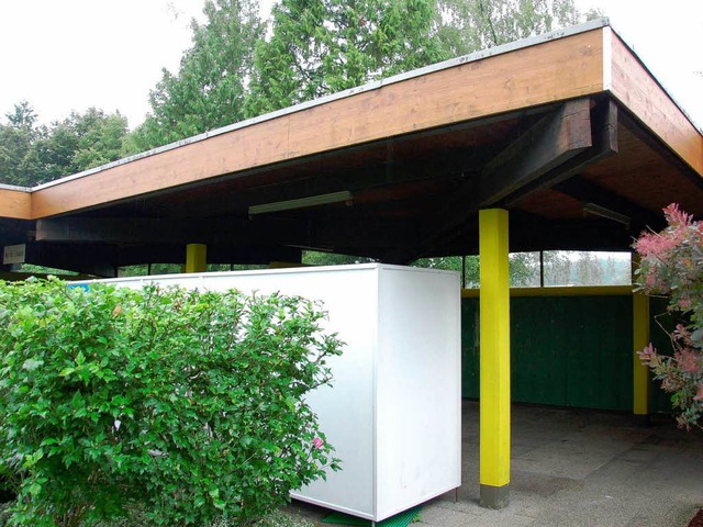 Der Toiletten-und Umkleidebereich im Schwimmbad Steinen  | Foto: Hermann Jacob