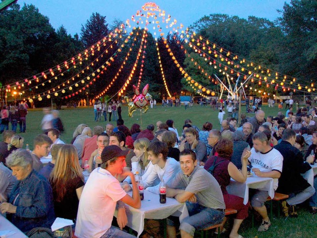 Am Wochenende wird im Bad Krozinger Kurpark gefeiert.  | Foto: Markus Donner