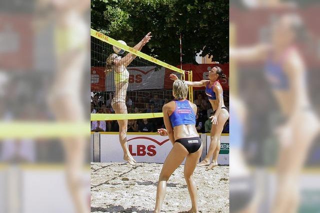 Sport und Beachparty auf dem Marktplatz