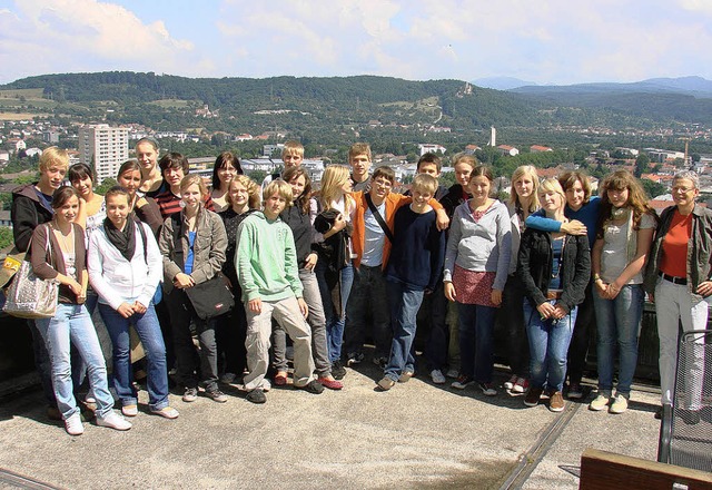 Schler aus Romsey sind zur Zeit zu Besuch in Lrrach.   | Foto: BZ