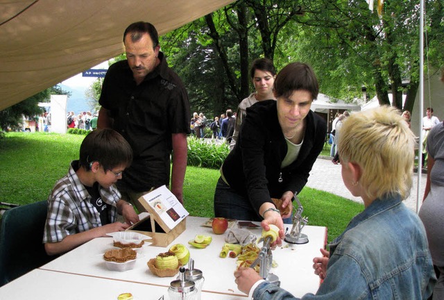 Man konnte das Sommerfest im Bildungs-...drangs gut betreut in Ruhe genieen.    | Foto: Monika Rombach