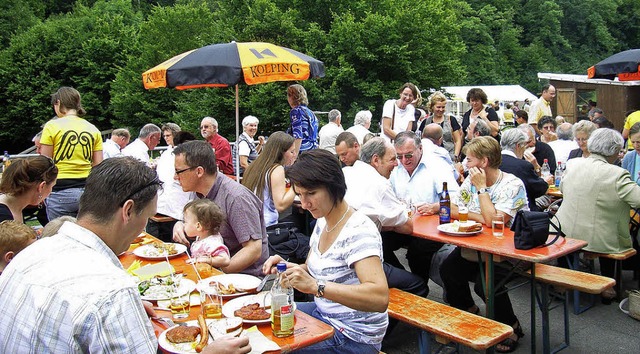 Was beim Gemeindefest auf den Tisch kam, ist Grundlage fr ein rezeptbchlein.   | Foto: Johanna Hgg