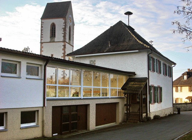Die Kindergartenrume sind saniert, in...e  folgt  die Erneuerung  das Daches.   | Foto: Frey