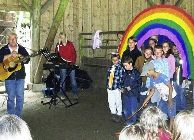 Kinder aus allen evangelischen Kirchen...achmittag im Steinbruch Ltschenbach.   | Foto: Kanmacher