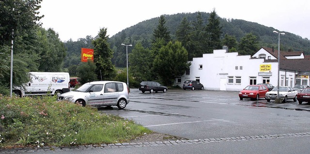 Hinter dem roten Penny-Schild findet s...rden, so der Wunsch des Gemeinderats.   | Foto: heidi fssel