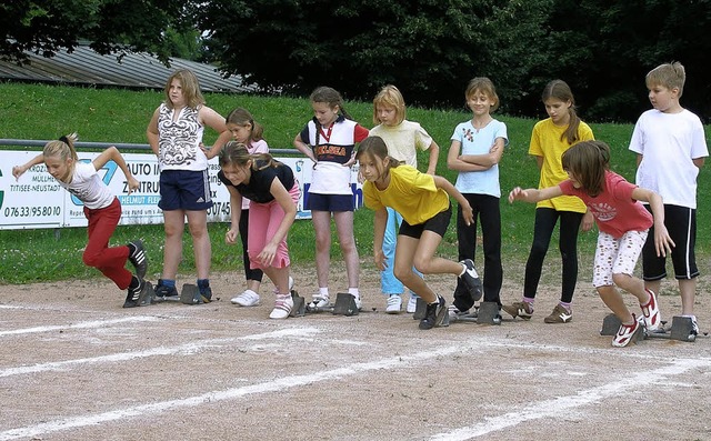 Die Grund- und Hauptschler aus Bad Kr...Sommerferien olympischen Sportsgeist.   | Foto: Michael Fromm