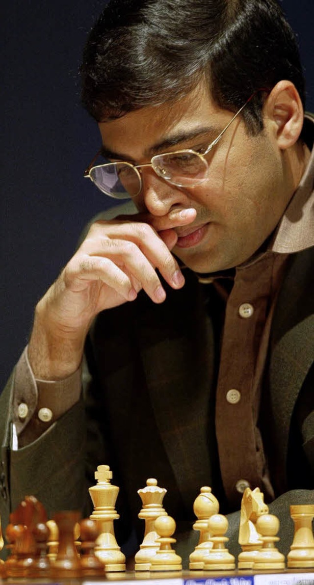 Genie bei der Kopfarbeit: Viswanathan Anand  | Foto: ddp