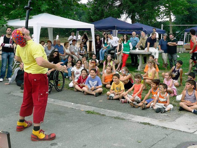 Clown Willi Wonder begeisterte die Sommerfestbesucher ohne Worte  | Foto: Danielle Hirschberger