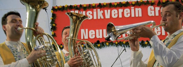 Reisten aus Tschechien und der Slowake...Vlado Kumpan und seine Blser-Truppe.   | Foto: Paul berger