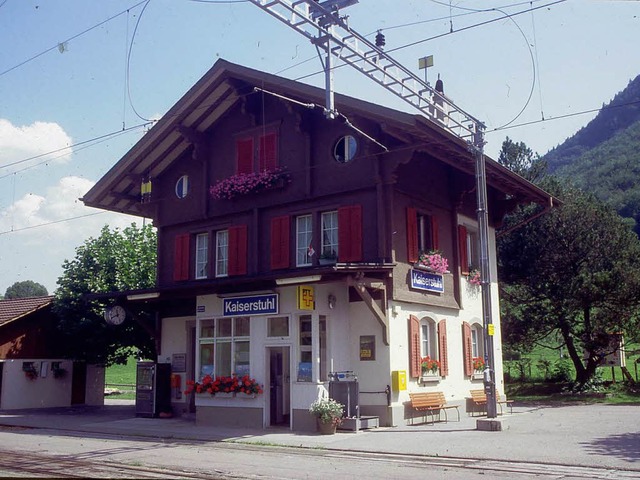 Auch in der Schweiz gibt es einen Kaiserstuhl mit Bahnhof  | Foto: Hans-Jrgen Trul