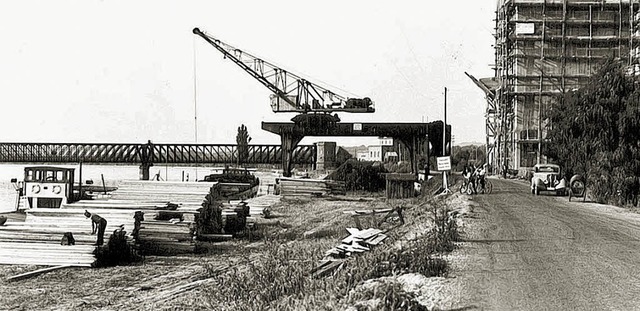 Zum 75-Jahr-Jubilum des Rheinhafens i... alte Fotos und Erinnerungen gesucht.   | Foto: bz