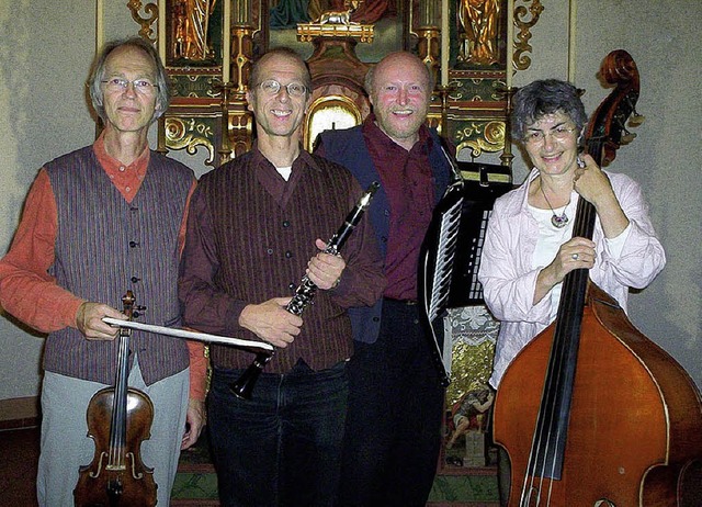 Zum zweiten Mal gastierte das Ensemble... der katholischen Pfarrkirche  Ibach.   | Foto: Albert Liertz