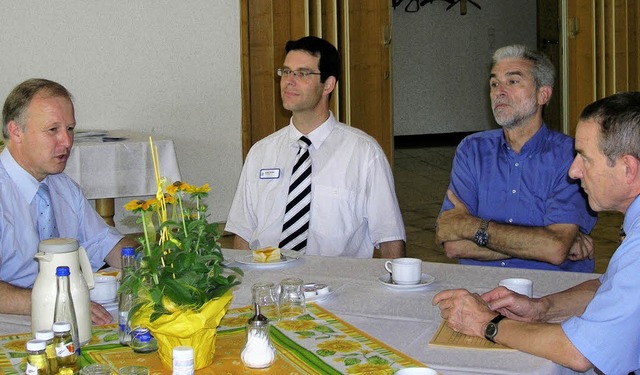 Im Kreisseniorenzentrum Kenzingen (von...f Rombach vom Landratsamt Emmendingen.  | Foto: Michael Haberer