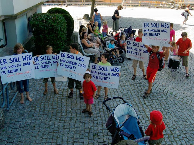 Familien wehren sich und wollen ein Brgerbegehren in Gang setzen  | Foto: Ulrike Jger