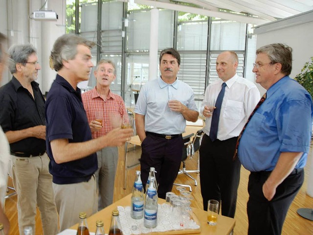 Meinungsaustausch: Die Fraktionssprech...rsident Julian Wrtenberger (rechts).  | Foto: Gerhard Walser