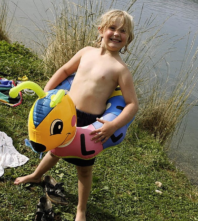 In dieser Woche konnte man nur zwei Sa...m Gummitier am Krzeller Matschelsee.   | Foto: Breithaupt