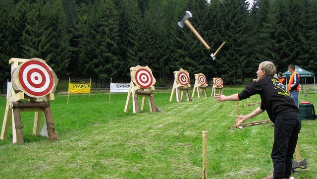 In einer Woche fliegen in Herrischried wieder die xte.  | Foto: BZ