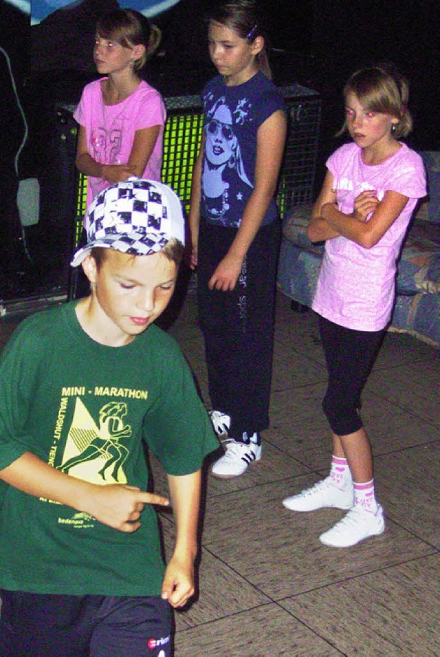 Beim Streetdance-Workshop im flinger ...gens dabei sein und die Tricks lernen.  | Foto: kerkchoff