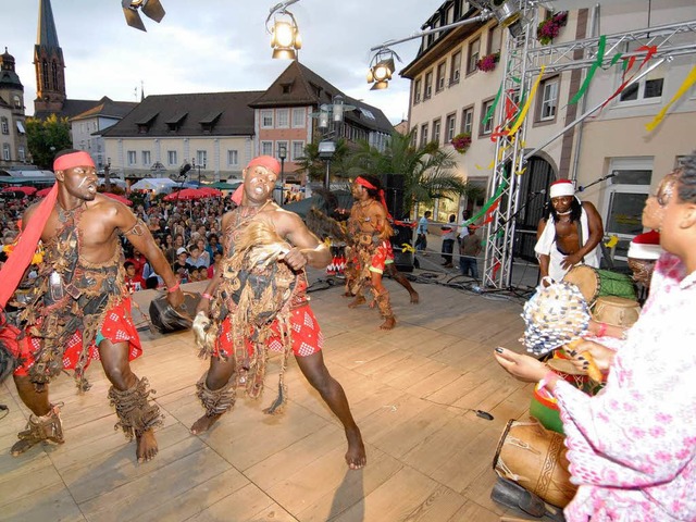 Fort Sacre aus Togo - wilde Tnze begeisterten das Publikum  | Foto: markus Zimmermann-drkop