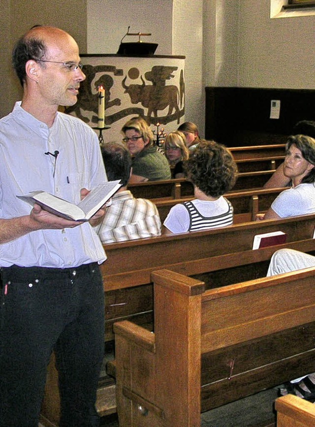 <Bildtext>Im Gottesdienst stellte Pfar...s neue Predigtmethode vor.</Bildtext>   | Foto: Claudia Gempp