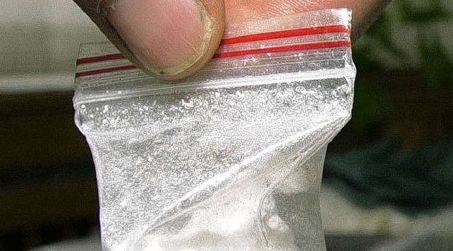 Um seine Schulden loszuwerden, hat ein Zllner Kokain geklaut.   | Foto: ddp