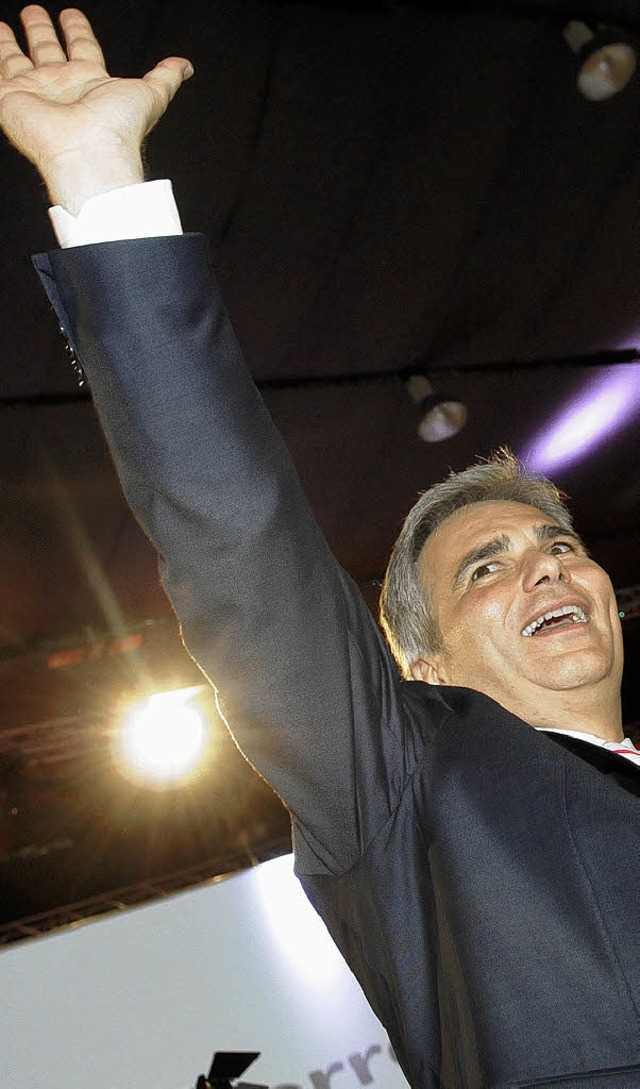 Faymann jubelt.  | Foto: dpa