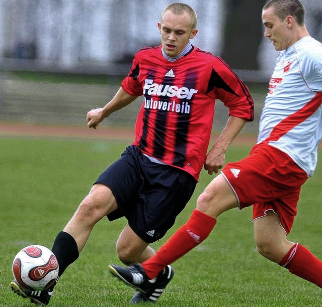 Sergej Triller  (links) kehrt mit dem ...ren wieder in die Landesliga zurck.    | Foto: Meinrad Schn