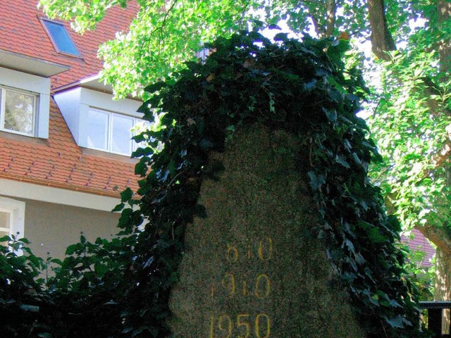 Knnte zum Jubilum &#8222;200 Jahre S...itur gebrauchen: Kanderns Stadtstein.   | Foto: Markus Maier