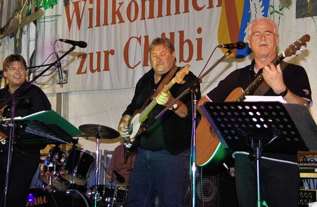 Fr mitreiende Rhythmen sorgten bei d...msinger Chilbi auch die Big Daddies.    | Foto: hans-jochen voigt