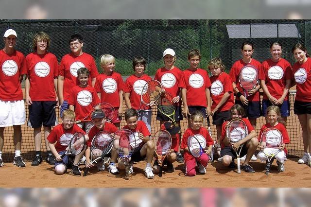 Tenniscamp mit 16 Teilnehmern