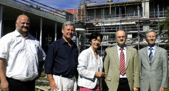 Gruppenbild mit MdB (von links): Thoma...i, Winfried Lieber und  Rainer Bender  | Foto: cornelia weizenecker