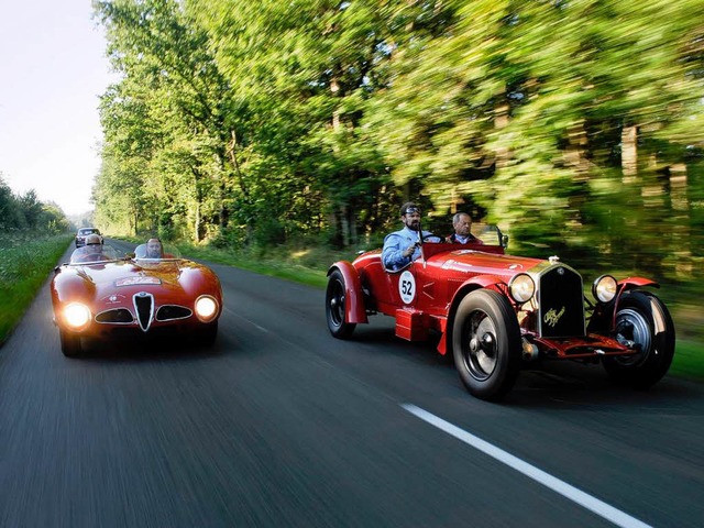 Zwei Alfa-Romeos unterwegs  | Foto: Veranstalter
