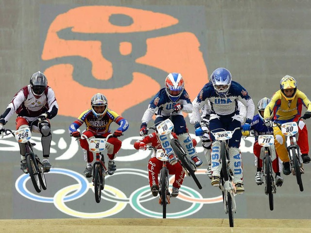Olympia-Premiere: Die BMX-Fahrer in Peking  | Foto: dpa