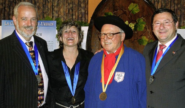 Aufnahme in die Weinbruderschaft St. U...er Alphonse Jenny und  Heinrich Dixa.   | Foto: Privat