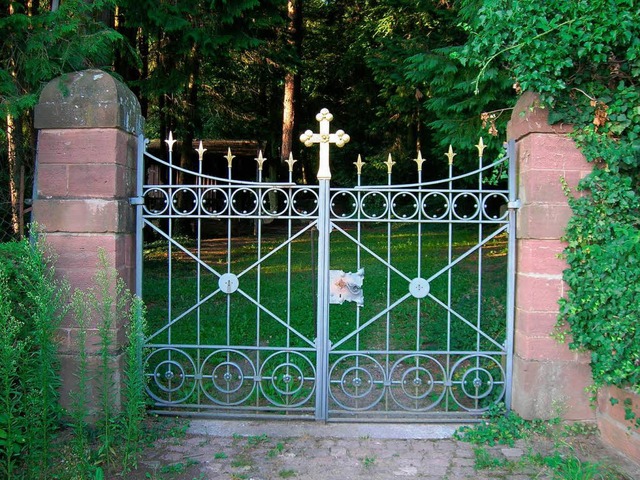 Der ehemalige Friedhof des Zentrums f...gegeben und zur Grnflche umgewidmet.  | Foto: Sylvia-Karina Jahn