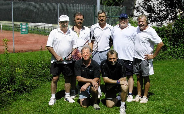 Aufstieg in die Oberliga: Die Herren d...is und B. Heeber fehlen auf dem Foto.   | Foto: Verein