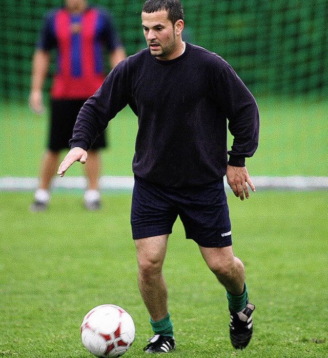 Dinglinger Spielertrainer Roberto Adam im Training 