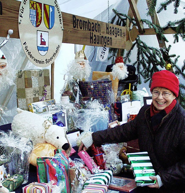 Der Brombacher Weihnachtsmarkt findet wieder statt.   | Foto: Schleer