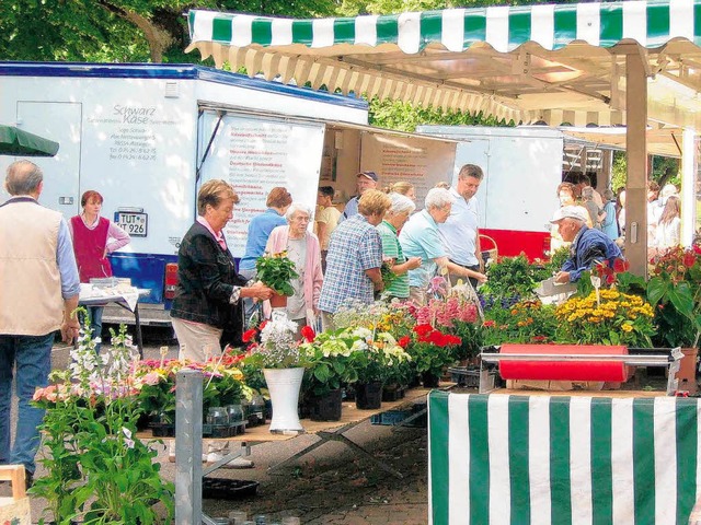 Der Wochenmarkt offeriert Wohltaten ni... Magen, sondern auch fr die  Seele.    | Foto: Lbeck