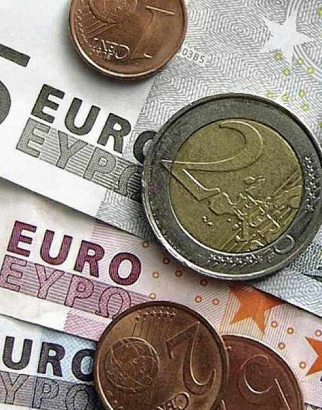 Ein paar Euro mehr am Monatsanfang dr...hste Zeit  fr Gehaltsverhandluingen.   | Foto: fotolia