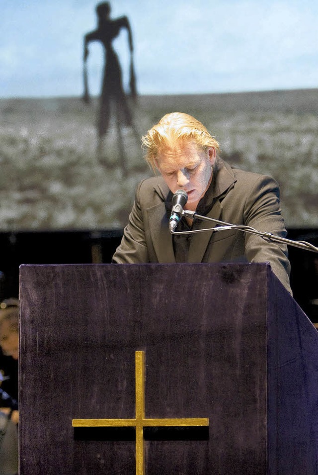 Der verlorene Sohn ist zurck: Ben Becker liest aus der Bibel.  | Foto: DPA