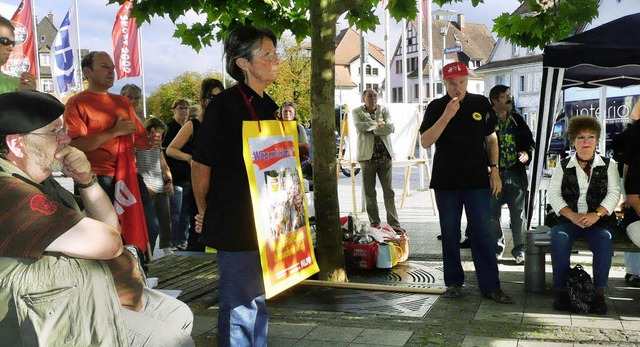 Seit vier Jahren ist jeden Montag Demo auf dem Oberrheinplatz.   | Foto: Danielle Hirschberger