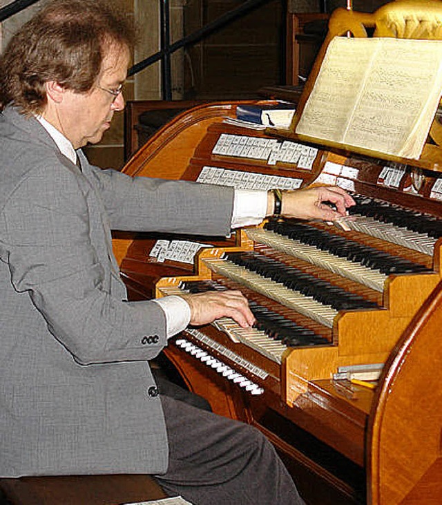 Wolfgang Baumgratz &#8211; hier an der Sauer-Orgel im Bremer Dom  | Foto: pro