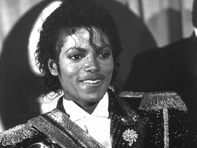 Da war er noch schwarz: Michael Jackson Anfang der 80er-Jahre.  | Foto: dpa