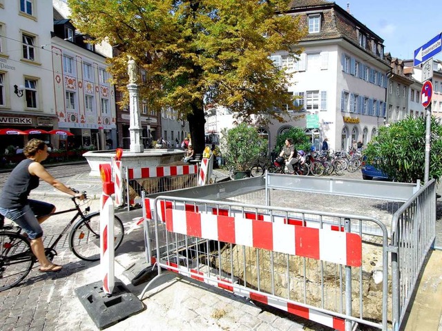 Das Bchle beim Oberlindenbrunnen ist ... dass allen Bchle das Wasser ausgeht.  | Foto: Michael Bamberger