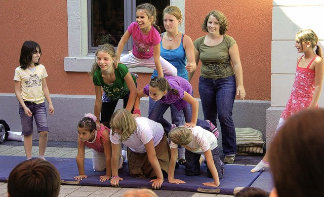 Die Kinder haben sich viel einfallen l...r das Abschlussfest des Sommercamps.    | Foto: Schepsers