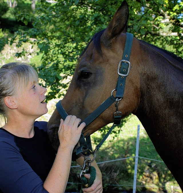 Mit dem Ross auf Du und Du:  Nathalie Nll mit &#8222;Muskir&#8220;.   | Foto: Maja Tolsdorf