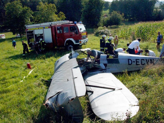 Zwei Schwerverletzte forderte gestern ...ker war beim Flugplatzfest gestartet.   | Foto: Volker Mnch